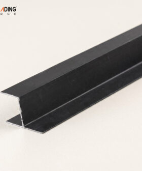 Toilet Partition Stopper Profile | 01-0251