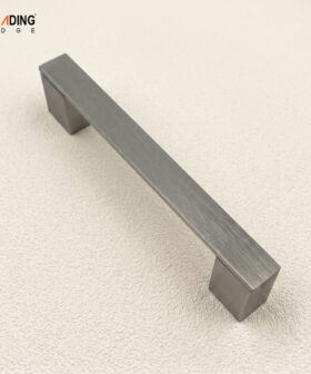 Furniture Handle Brass Hair Line | 01-2206