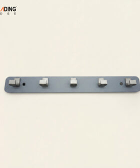 Cloth Hanger Hooks Light Gray + MSN 01-3484