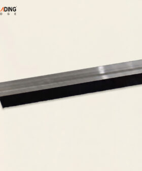 Door Floor Seal | 01-16601