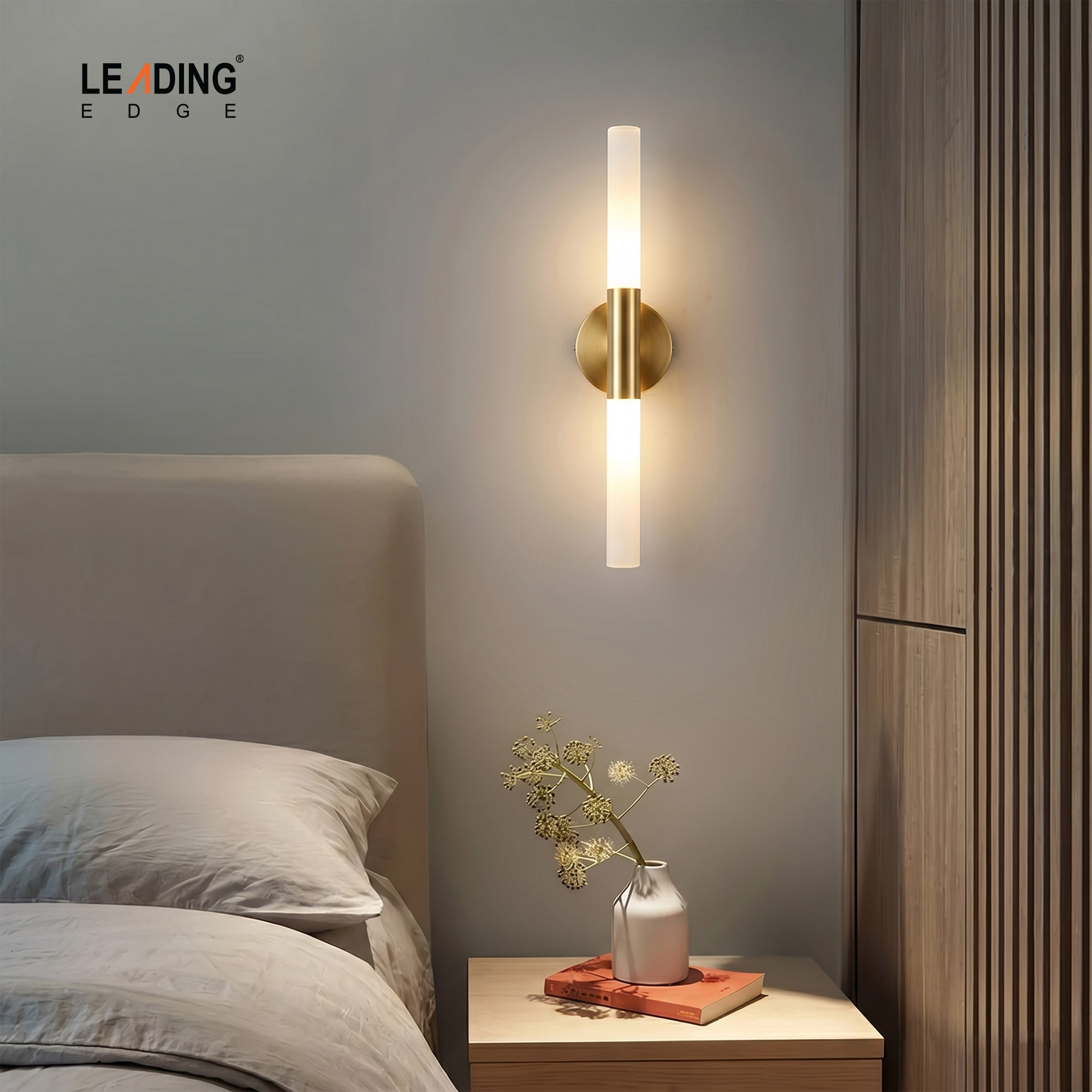 Wall Light Gold & White 01-4209