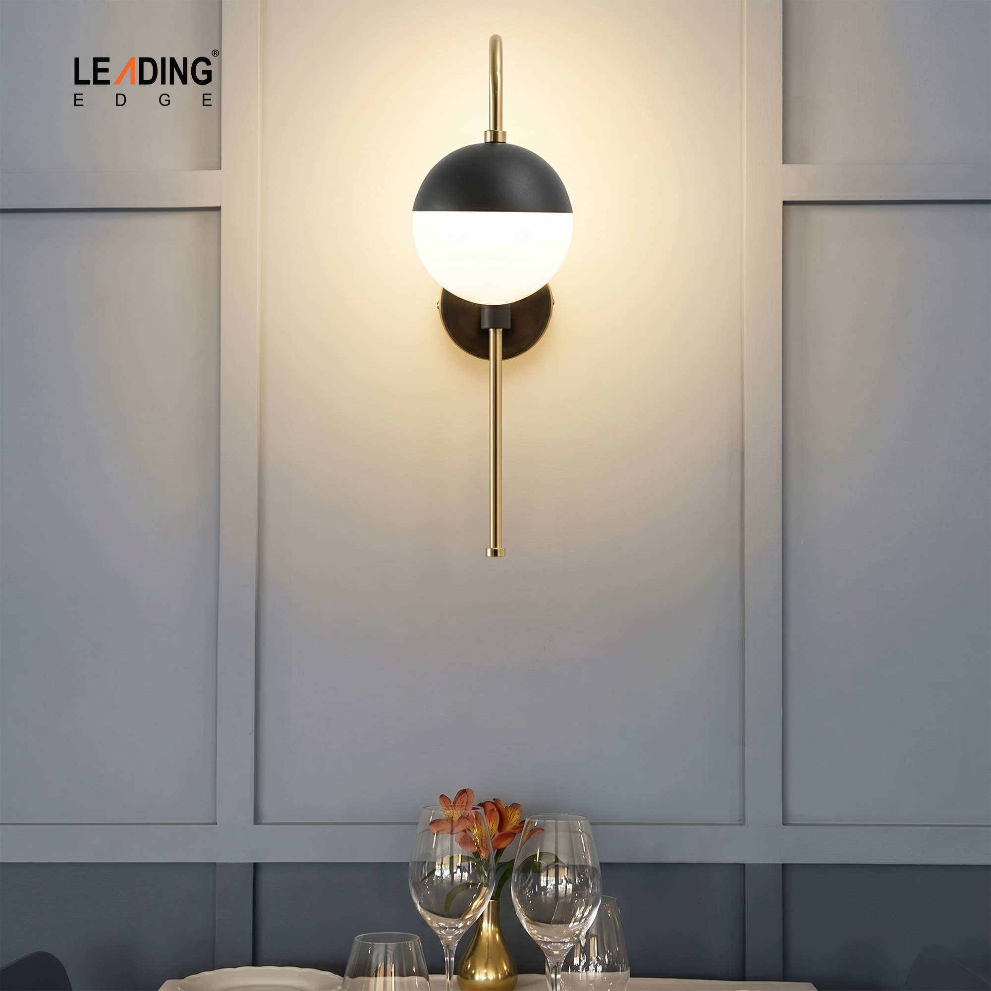 Wall Light Black+Gold 01-4220