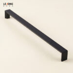 Handle HD02BL SS Hairline / Black | 01-2209