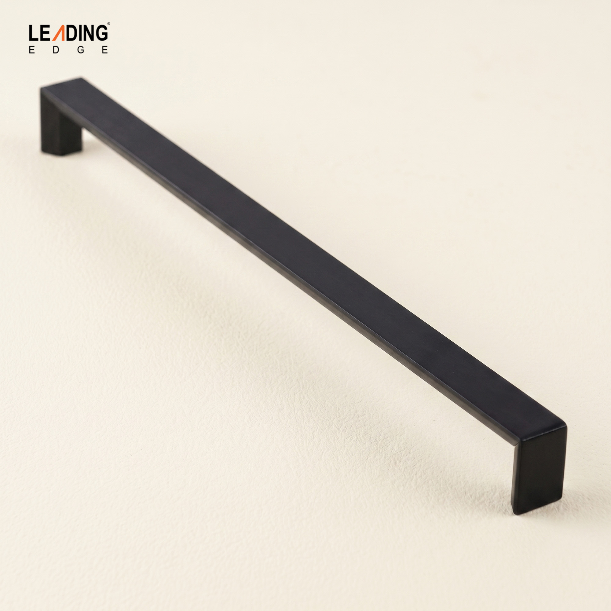 Handle HD02BL SS Hairline / Black | 01-2209
