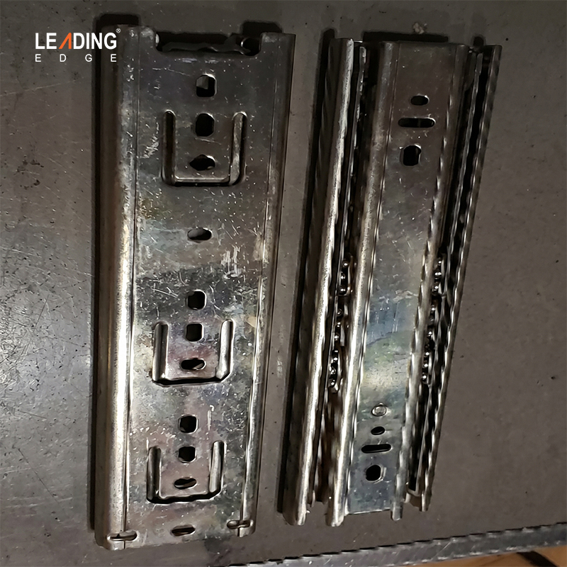 Drawer Slide Iron CP | 01-1006